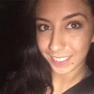 Meet your Posher, Caitlin